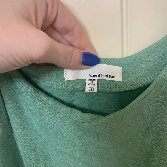 June & Hudson Button Tank - Picture 4 of 6